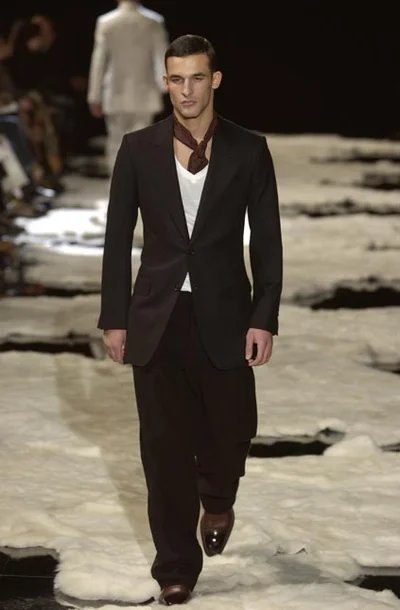 Look 12